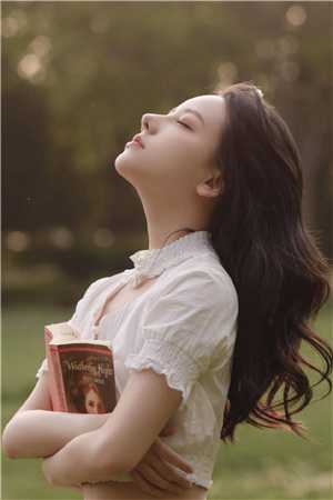 八零军婚：炮灰军嫂逆袭了结局
