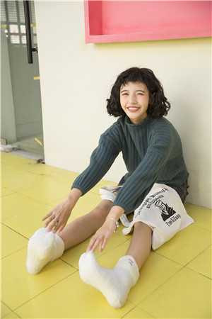 老公秘书把我当小白花暴打后，我选择离婚梁婉莹杨吱吱小说
