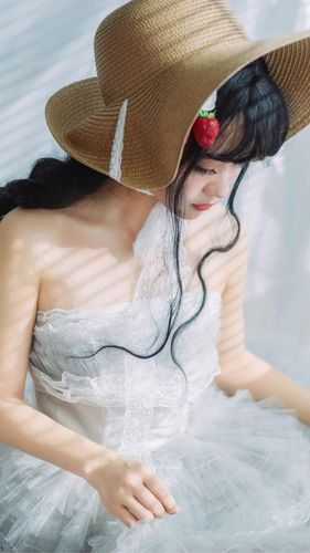 未婚夫无偿将我卖去山村后，他悔疯了篇章