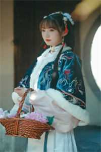 妻子竹马想看离婚证，她转身就逼我离婚无弹窗