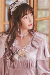 小宫女入怀，新帝总想图谋不轨