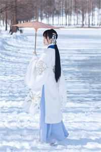 意外流产十年后，老公带着小三和孩子逼我离婚免费阅读