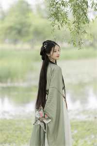 满门忠烈，被退婚后我成了女帝宠臣无错版