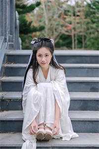 昨日共朝夕，四季无轮回前文+