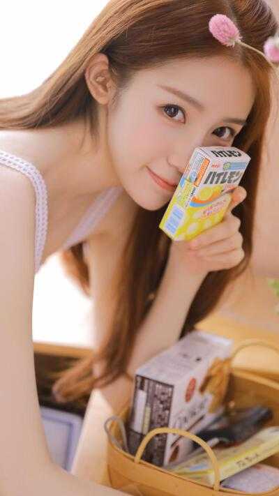 突击扫黄，抓了前女友全新