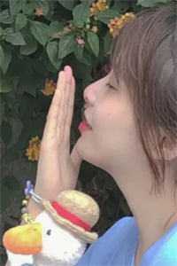替身夫人改嫁，傅总哭着下跪夏颜傅寒骁小说