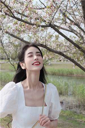 一介凡胎，我靠收徒系统苟成至尊无删减全文