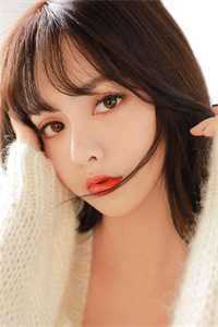 穿越后，王妃非要拿白莲花剧本全章节