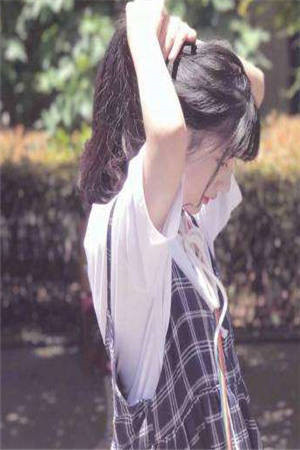 黑莲花女配以身入局，穷困太子步步沉沦后续+无弹窗