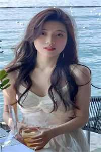 我助妻子成为女帝后，她将我打入天牢无删减全文