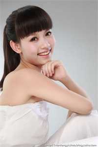 假死妻子为竹马点天灯后崩溃自杀结局+番外