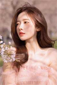 恶女穿成小白花，男神公寓当管家浅浅玛丽苏全文