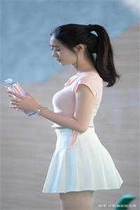 生下双胞胎后，我跪请首富老公离婚必读文