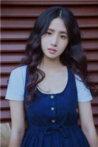暴风雨来临，未婚夫为等女助理不让我们下山