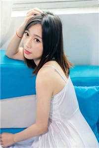 装穷妻子拍百万labubu送竹马儿子，却让女儿勤俭全局