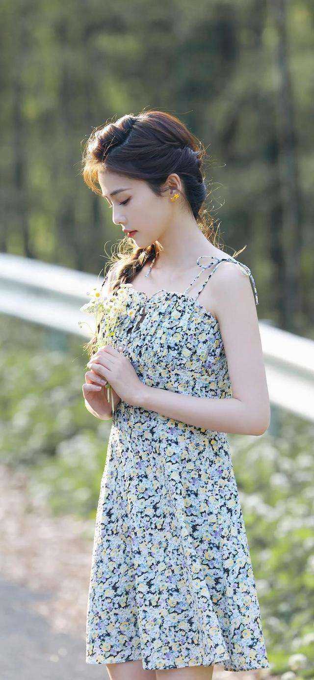 被妈妈当女儿养后，我被恶搞了！小说