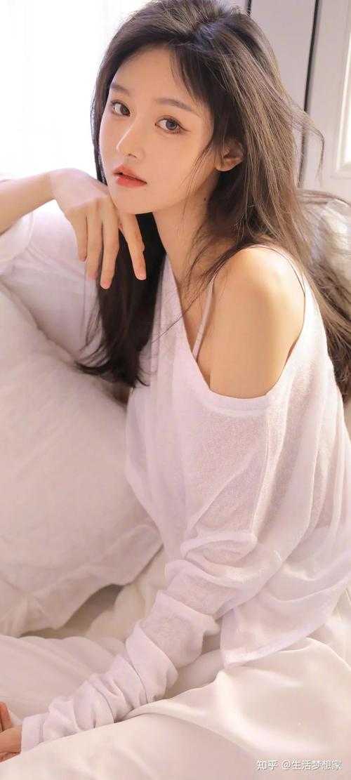 千金下海拍短剧，她抓鬼当群演！全文无删减