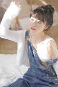 刚成僵尸，捡了个女帝当女儿新上热文