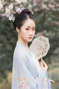 你惹她干嘛？她是男频文玄幻帝尊凤无音沐颜全文