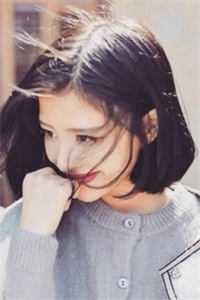 免费被抛弃深山，她成了狼王亲闺女